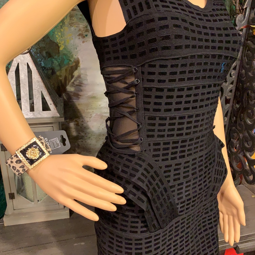 Gorgeous stunning Stretch bandage dress! Boutique - Picture 2 of 3